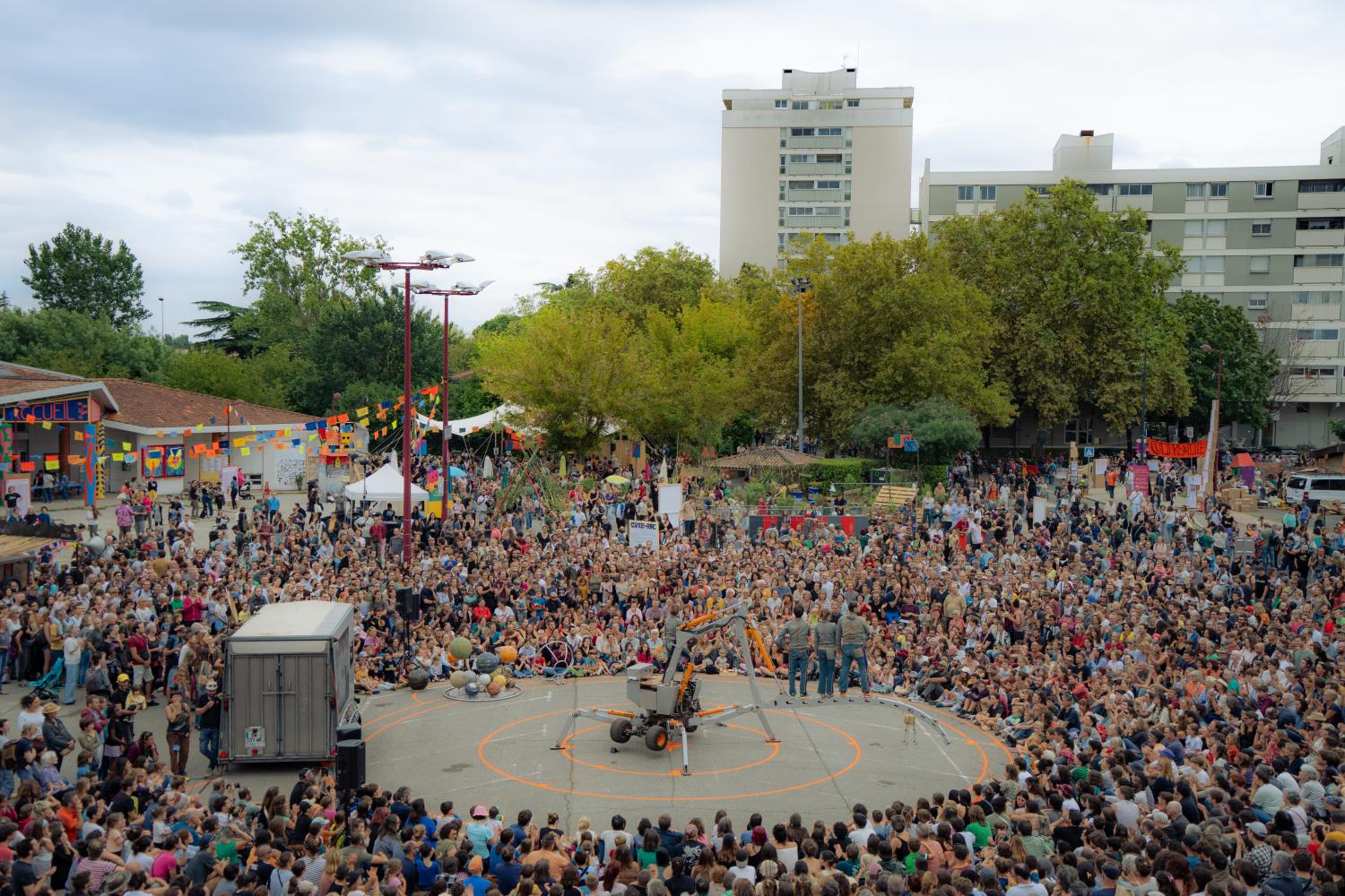 FESTIVAL DE RUE 2025 - Visuel de couverture 1